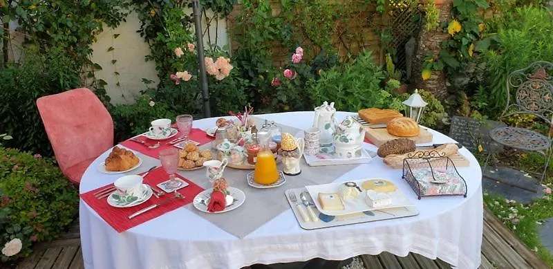 Marie La Fee Endormie, 'Breizh Brunch' & Balneo Bed and Breakfast Muzillac